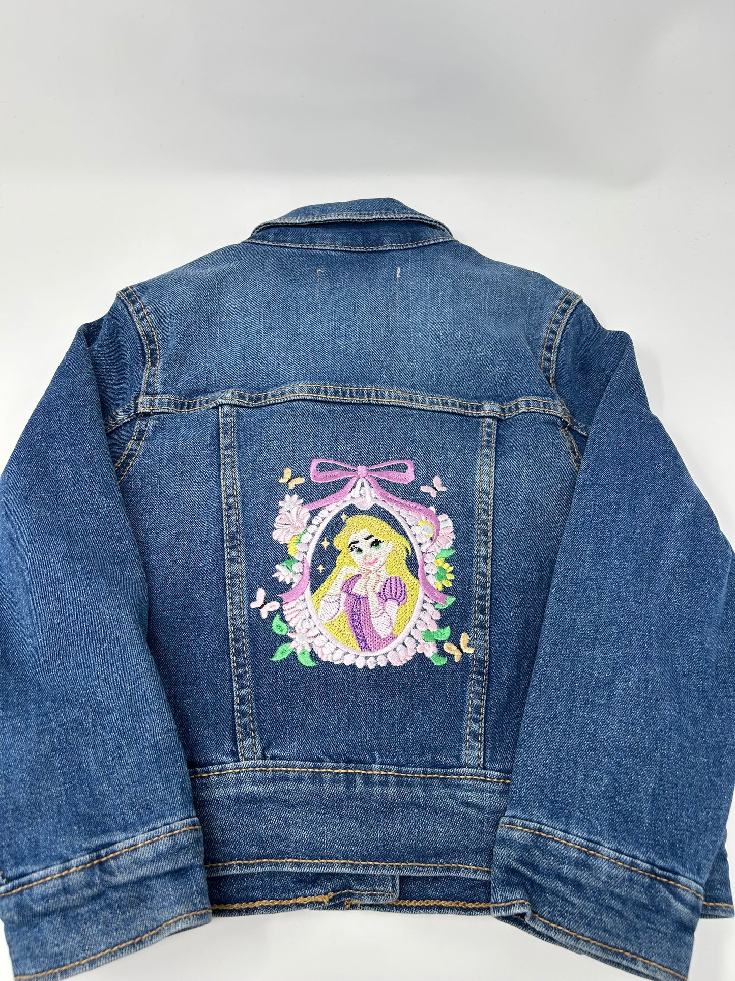 Girl in the Tower Denim Jacket | Size 4 | Medium Wash