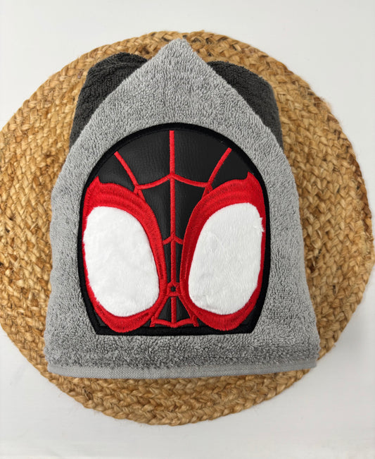 Hooded Towel | Black Spider