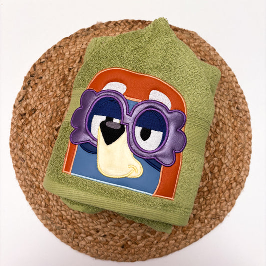 Hooded Towel | Green Blue Heeler Granny